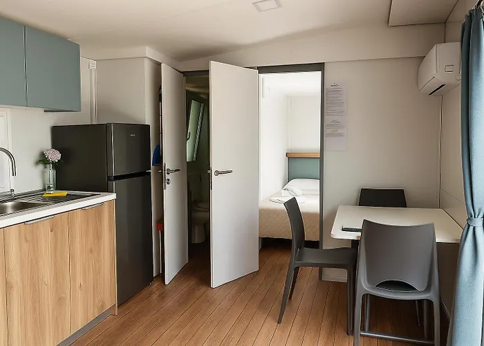 Hotiday Porto Hotell 4*