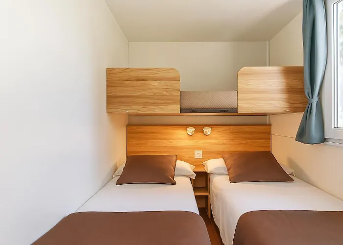 Hotiday Porto Hotell