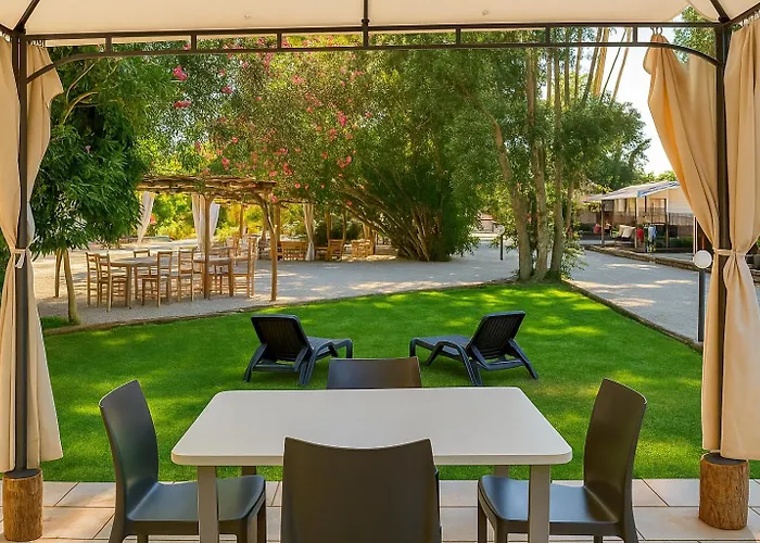 Hotiday Porto Hotell